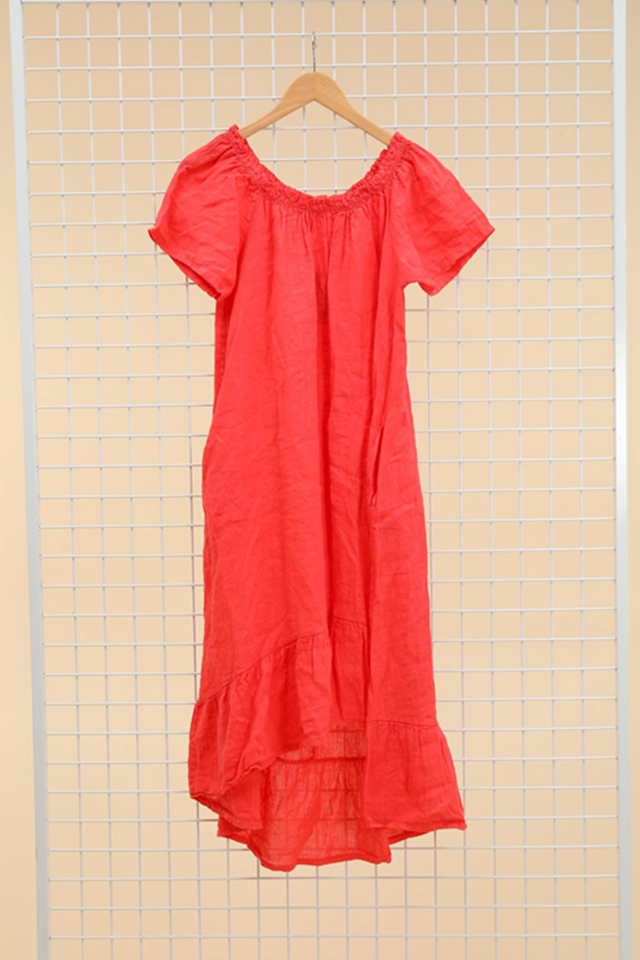 Off-Shoulder Klänning i Linne