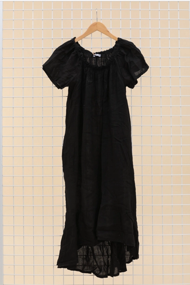 Off-Shoulder Klänning i Linne